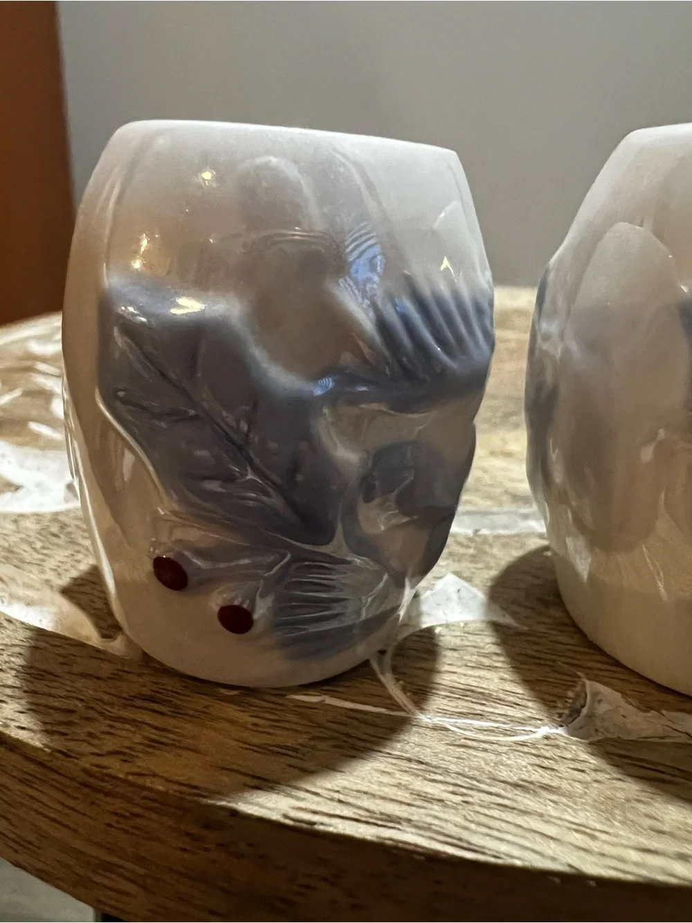 Pfaltzgraph Ceramic Berry Leaf Salt & Pepper Shakers - White with Gray Leaves